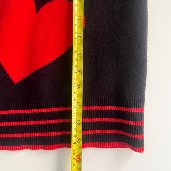 Marled Reunited Clothing Heart Print Round Neck Long Sleeve Sweater - Picture 9 of 10